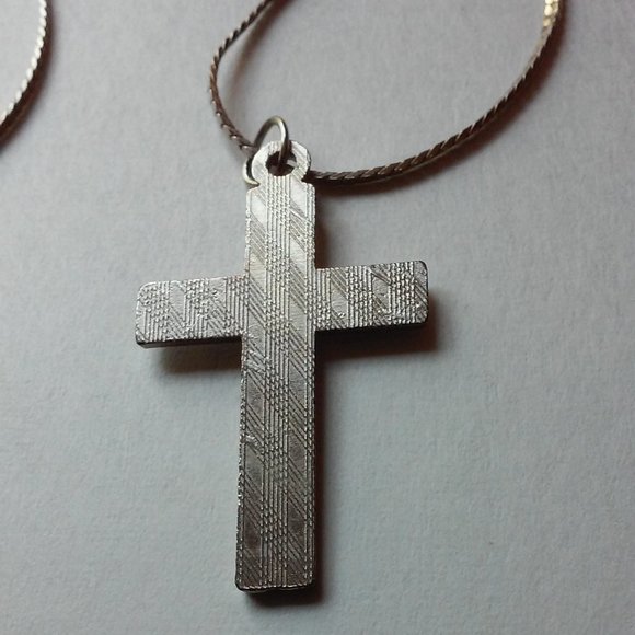 Unisex Silver Cross Necklace Hangs 10 1/2" Cross is 1 1/2" - Picture 2 of 4